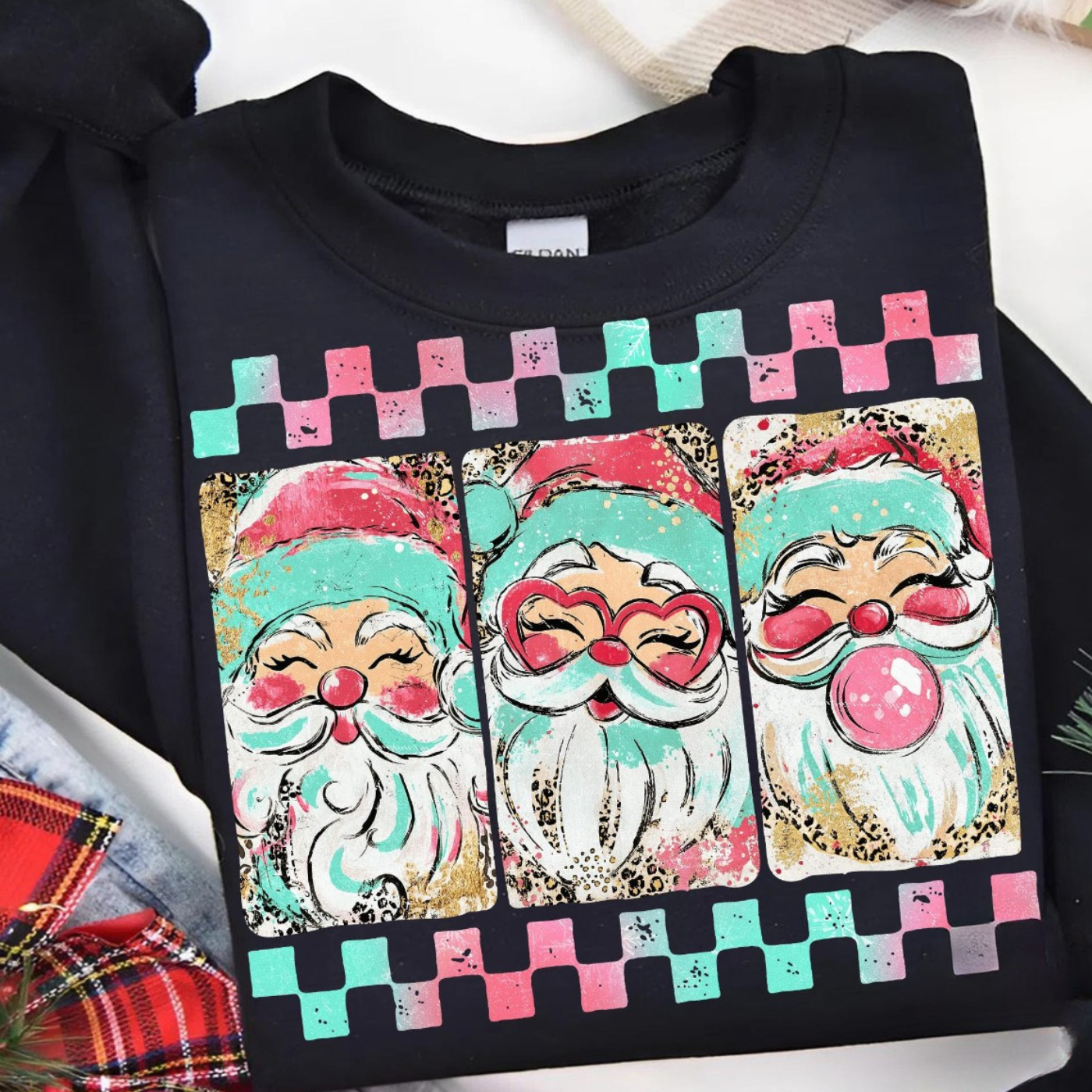 Checkered Glitter Santa Black Sweatshirt